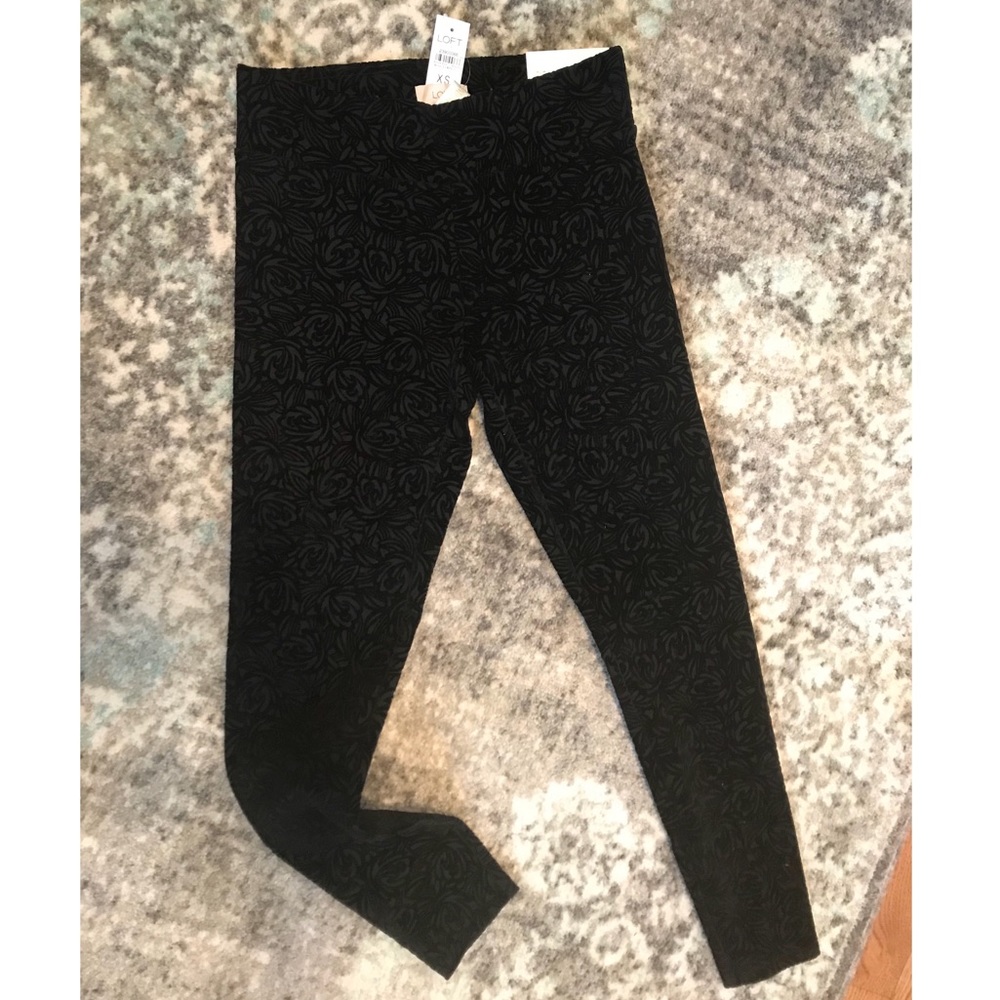 LOFT Women’s Velvet Paisley Textured Pants XS
